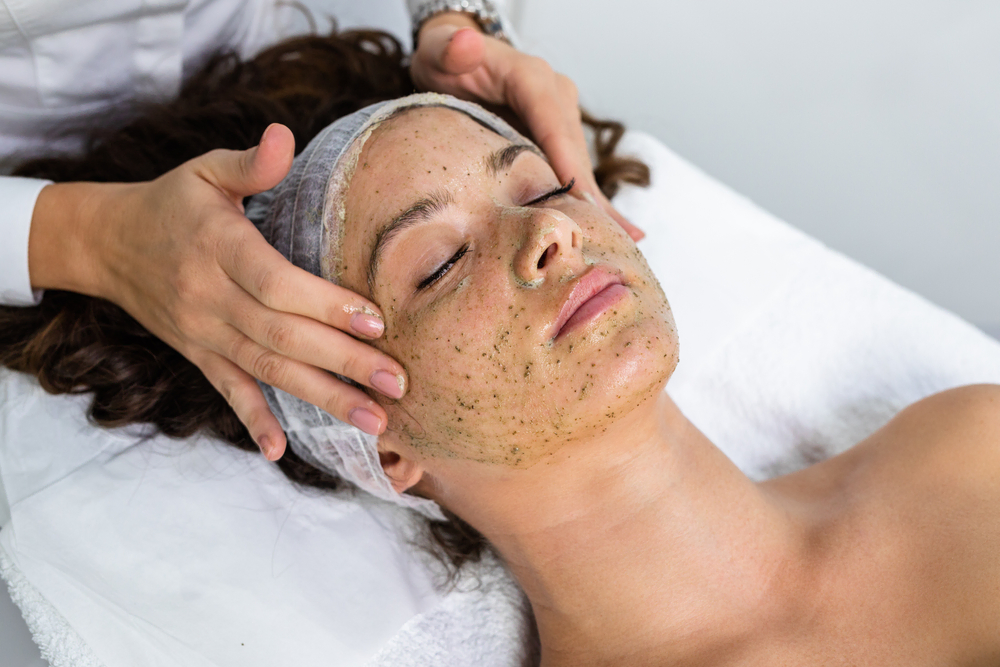 deep cleansing facial treatment of a woman